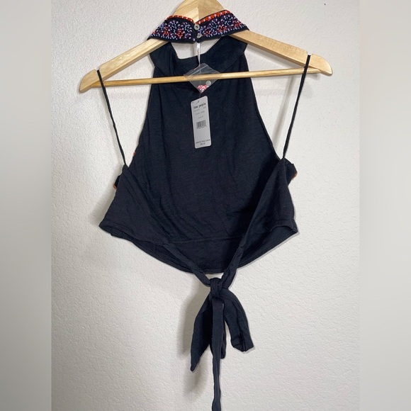 Free People NWT Goa Embroidered Halter Top Medium - Picture 3 of 4
